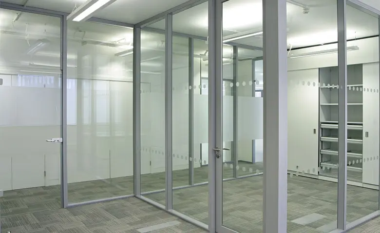 پارتیشن شیشه ایفریم لس - تابان گلس